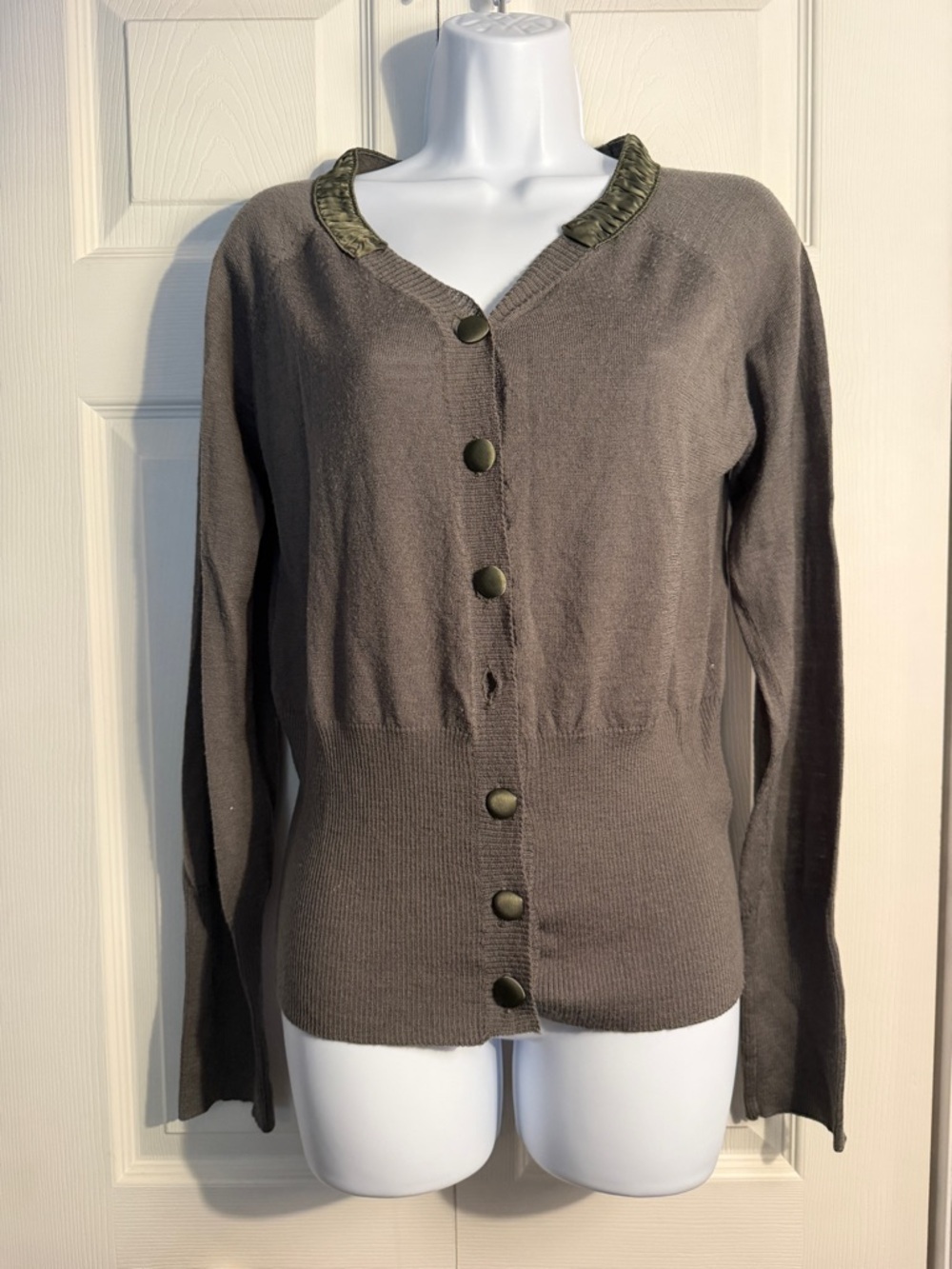 Day Birger et Mikkelsen 100% wool. Cardigan green size XL slim profile